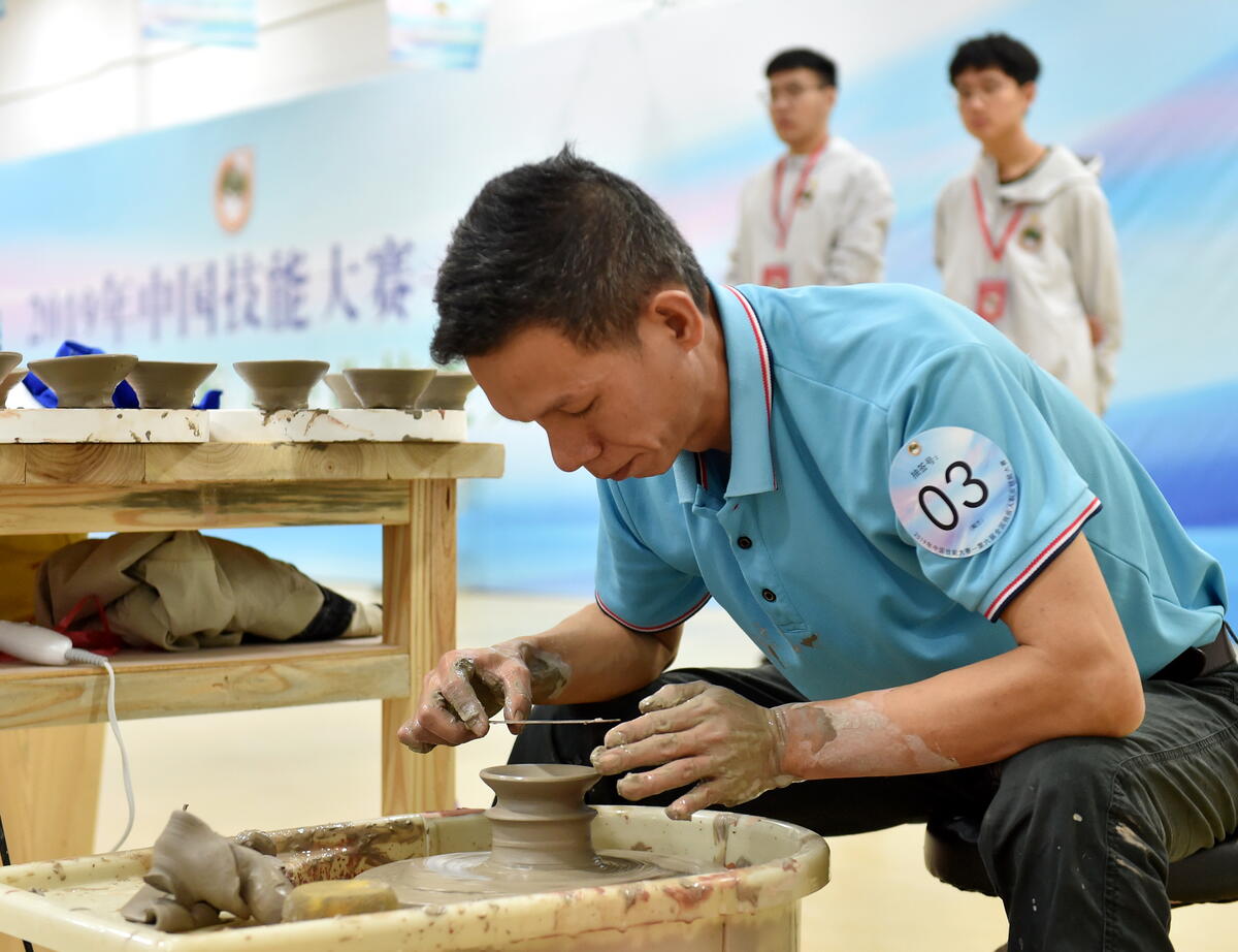 全国顶尖残疾工匠 嘉兴比拼职业技能