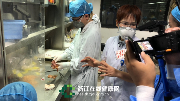 医直播 | 全国仅9000人！他们被称为医生的医生