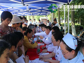 烈日下的医者仁心:这群