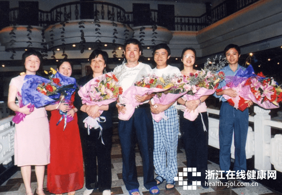 非典416c9a9196f066f12f553503f61b4bd0.jpg