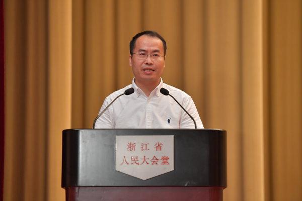 浙江表彰100名“浙江省担当作为好干部”