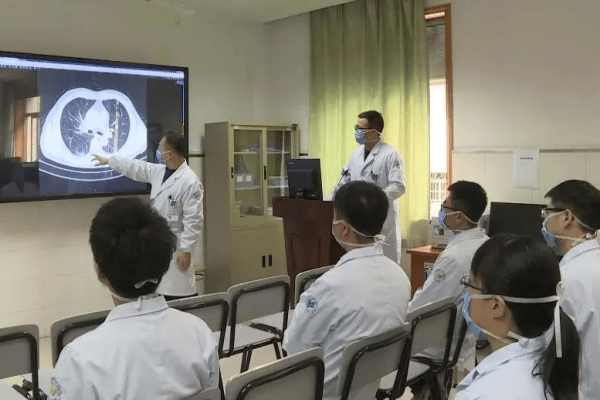 12小时20万点击量！丽水医疗团队七天七夜编完防疫着作