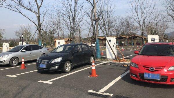 良渚古城遗址公园的北欧式停车